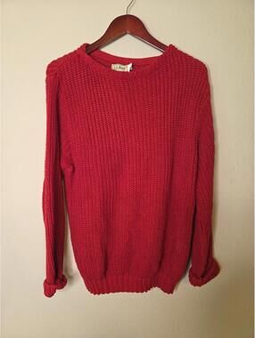 VTG LL Bean  Freeport  Maine Sweater Women's L Red Cable Knit Pullover Cozy
